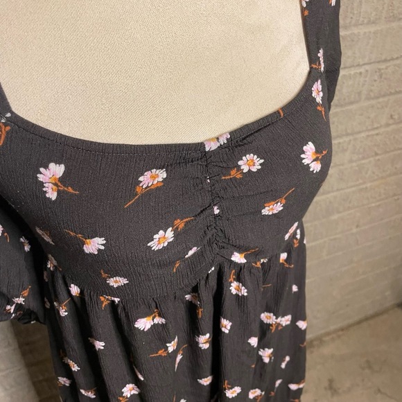 Billabong Dresses & Skirts - Billabong Swept Away Black Floral Dress